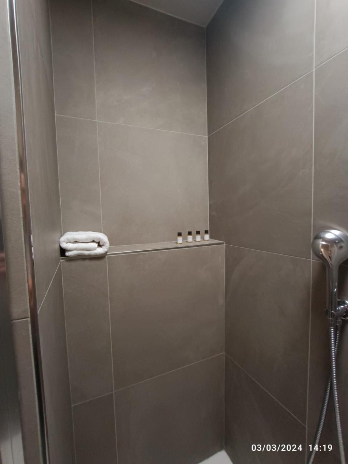 Be-C0 Centrale Luxury & Family Apt ミラノ エクステリア 写真
